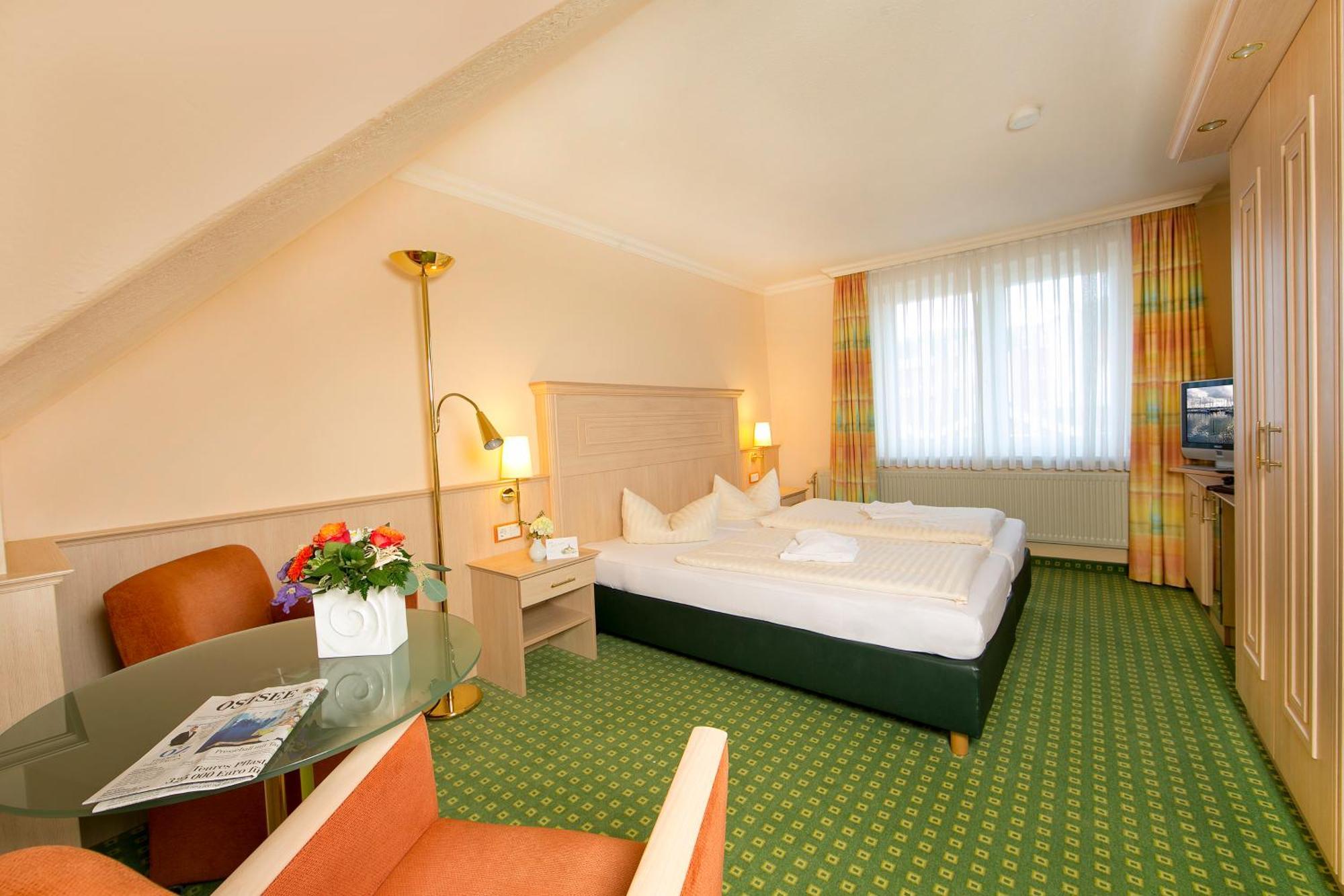 Hotel Duenenschloss Mit Private Spa Zinnowitz Room photo